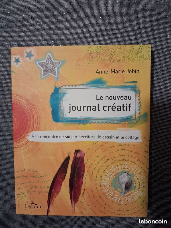 Exploration Intérieure à Travers le Journal Créatif